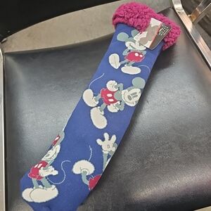 NWT Classic Mickey Mouse Fuzz Sox Warm Sherpa Non Slip Women's Socks Size 9-11